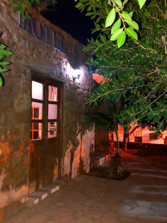 The Orient Home Wadi Musa Exterior foto